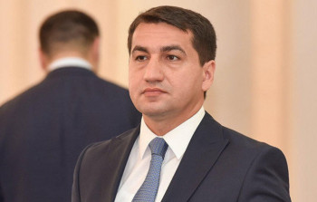 "Ermənilər Kəlbəcərdən çıxarkən postları da yandırırlar” - Hikmət Hacıyev 